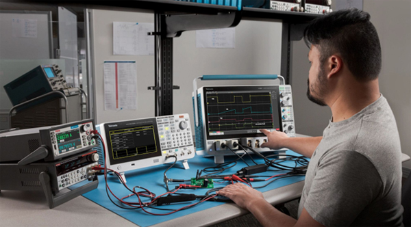 泰克推出基于示波器的雙脈沖測試解決方案，加快SiC和GaN技術驗證速度